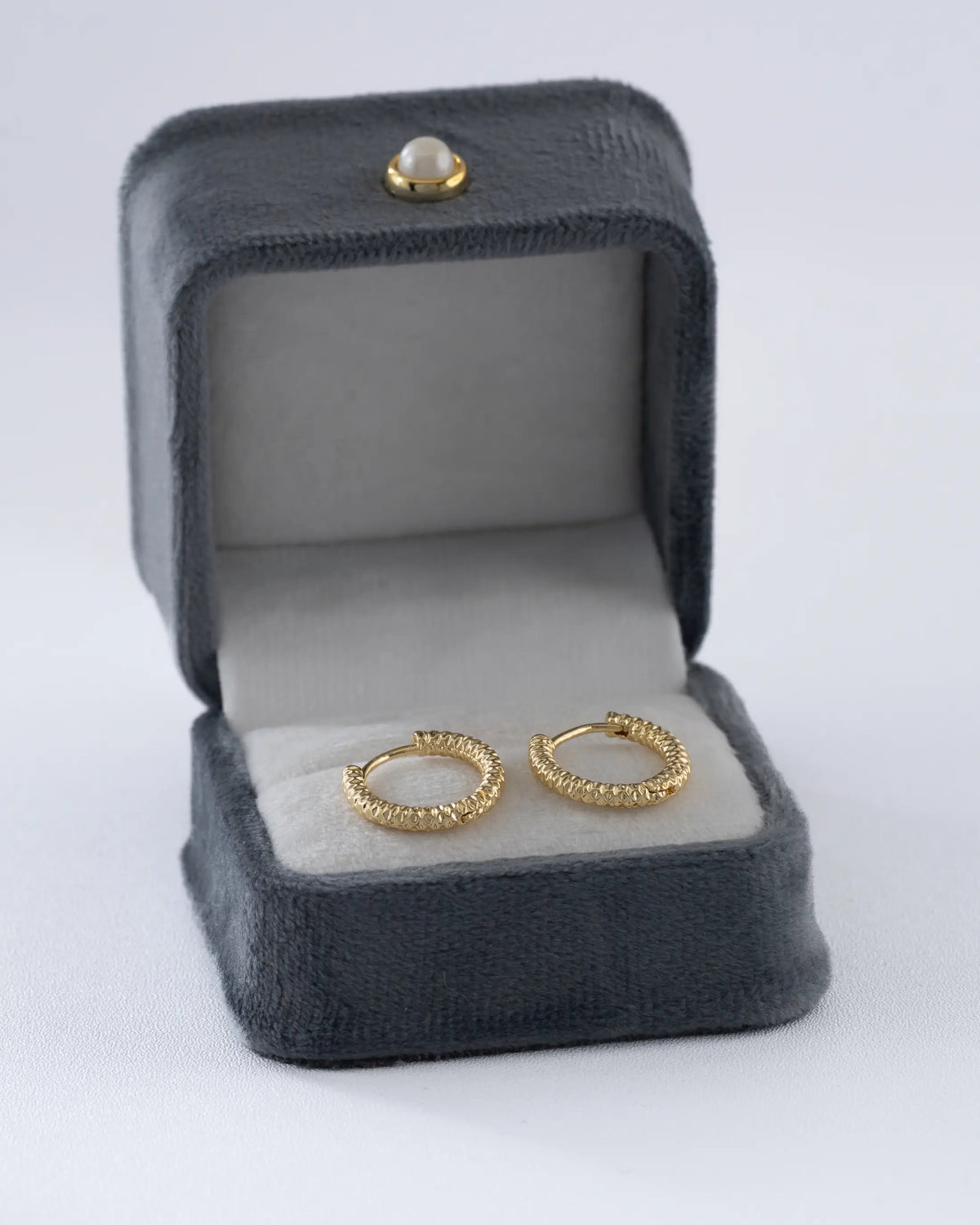 Aretes